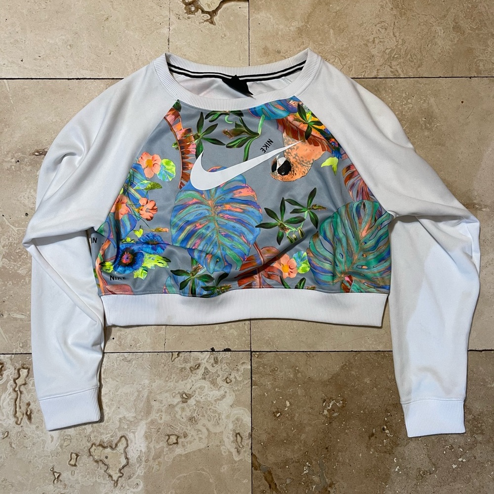 Nike Women's Tropical Print Crop Sweatshirt - White and Multicolor